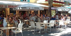 Le Café, Brasserie dans les Alpes-de-Haute-Provence